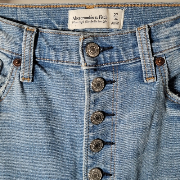 Abercrombie & Fitch Ultra High Rise Ankle Straight Button-Fly Jeans | Size 27/4R - Picture 4 of 9